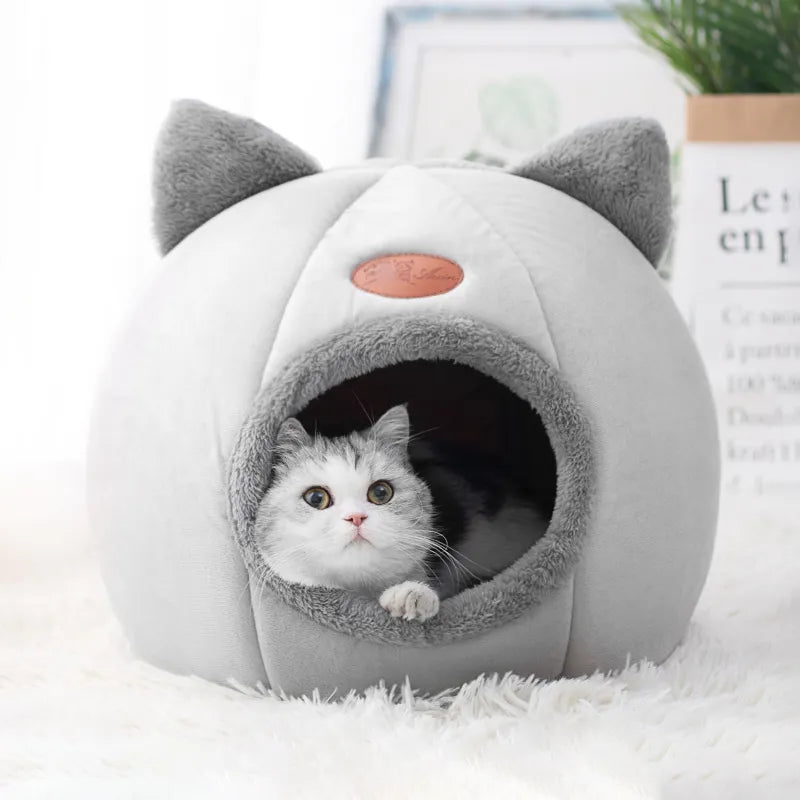 Winter Bliss cat bed